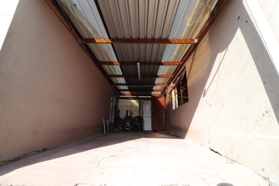 3 Bedroom Property for Sale in Portlands Western Cape